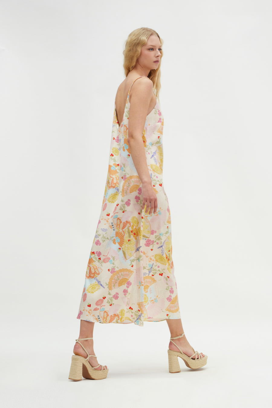 Teresa Dress (Baby Pink)