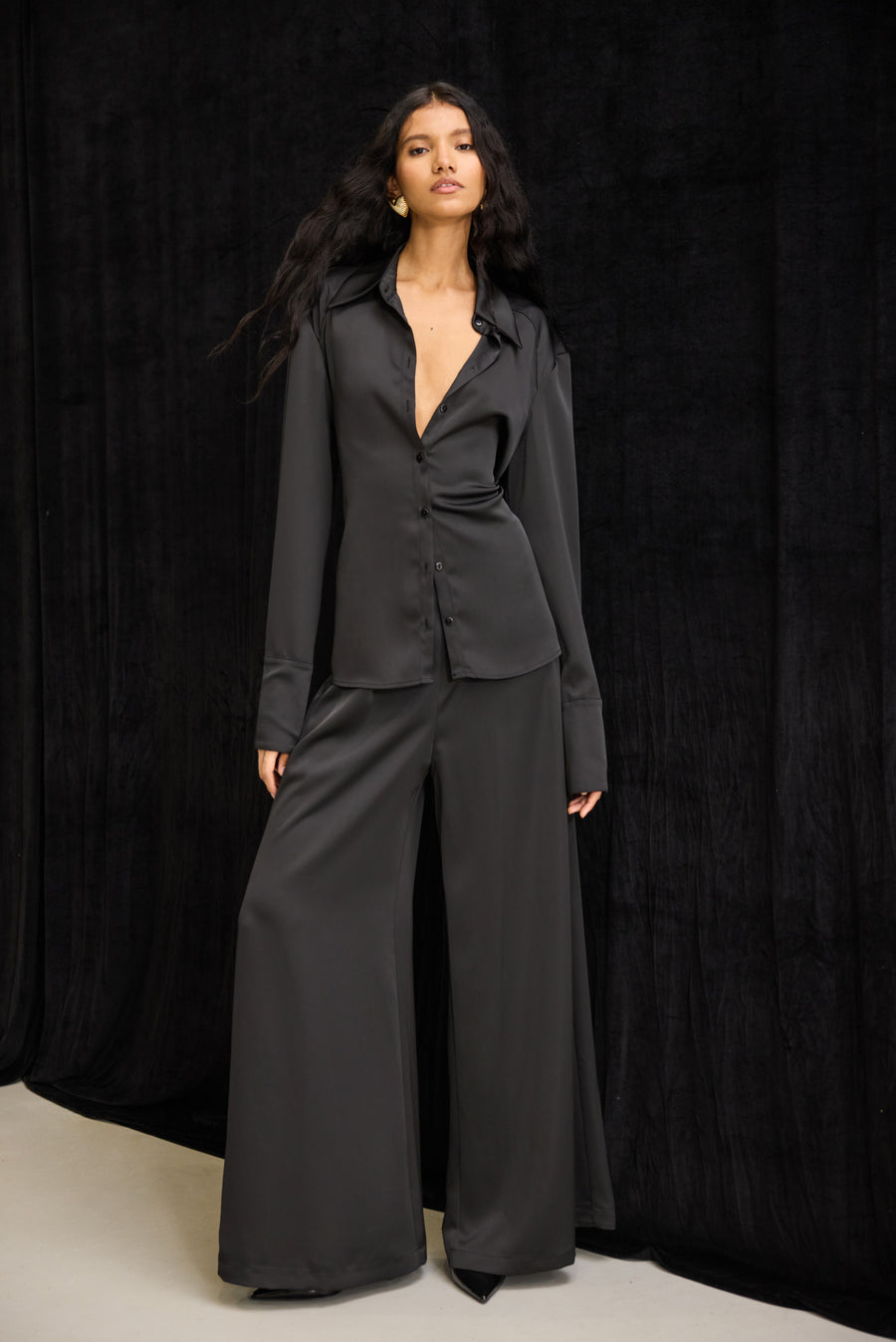 NMW Blend Shirt (Black)