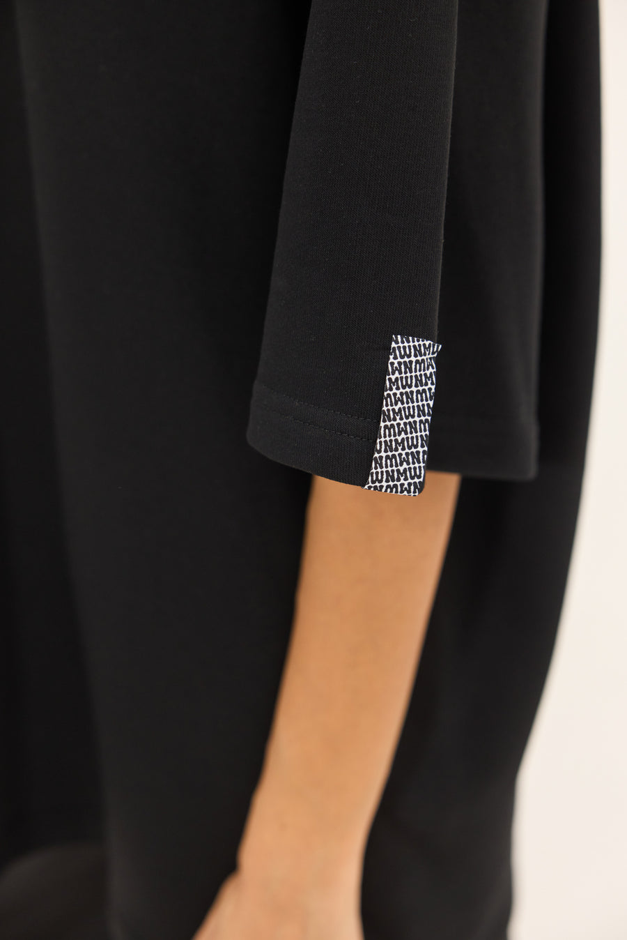 NMW Skin T-shirt (Black)