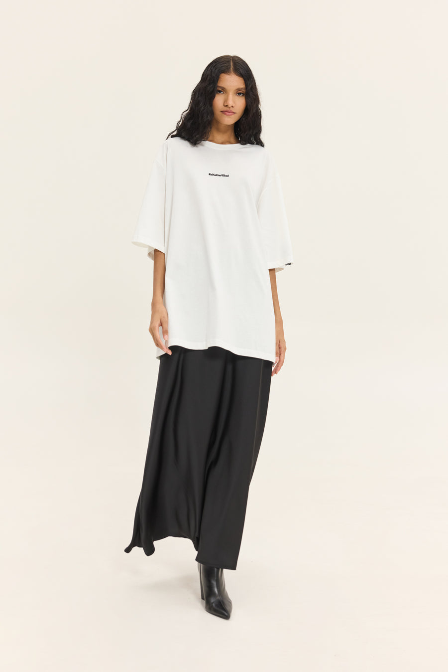 NMW Allure T-shirt White (Black Logo)