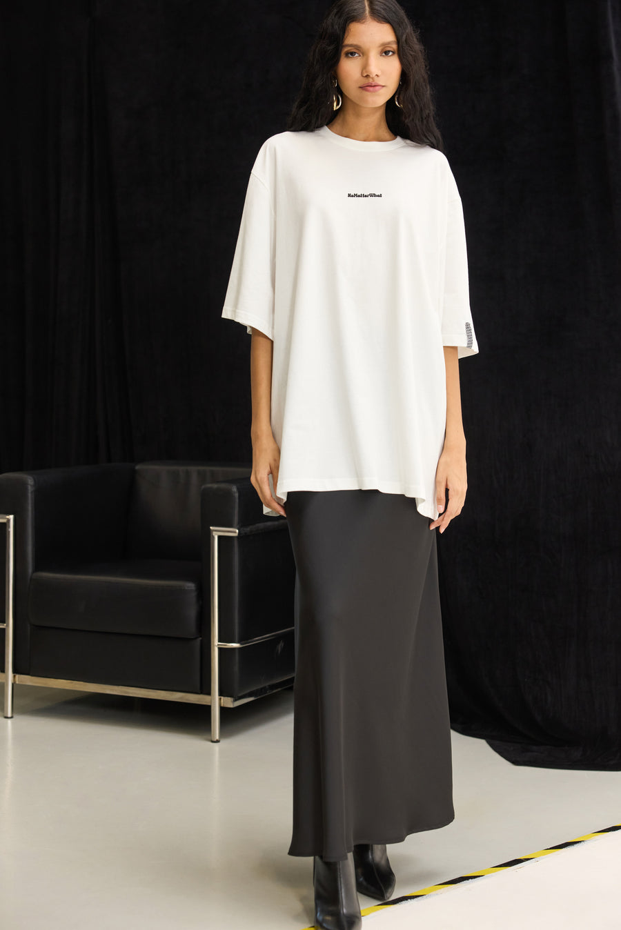 NMW Allure T-shirt White (Black Logo)